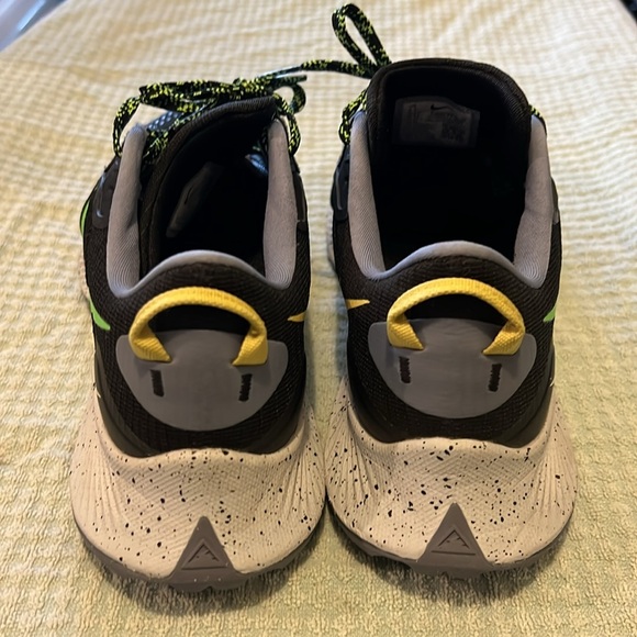 Men’s Nike Pegasus Trail Shoes, SZ: 9.5 - Picture 4 of 4